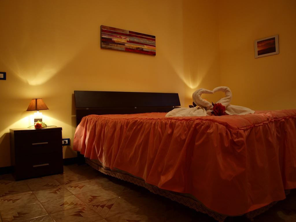 B&B Arco Dell'Orologio Трапани Стая снимка